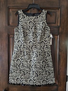 Democracy Black & Gold Swirl Jacquard Sleeveless A-Line Dress